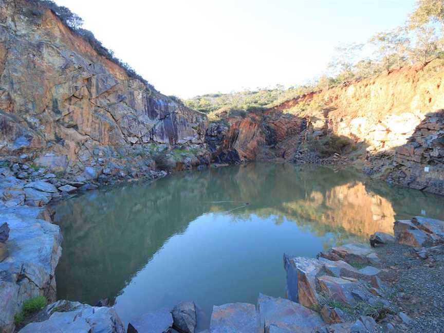 Ellis Brook Valley Reserve, Tourist attractions in Martin