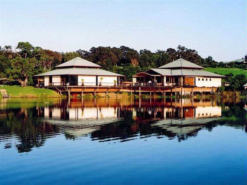 Gunyulgup Galleries, Tourist attractions in Yallingup