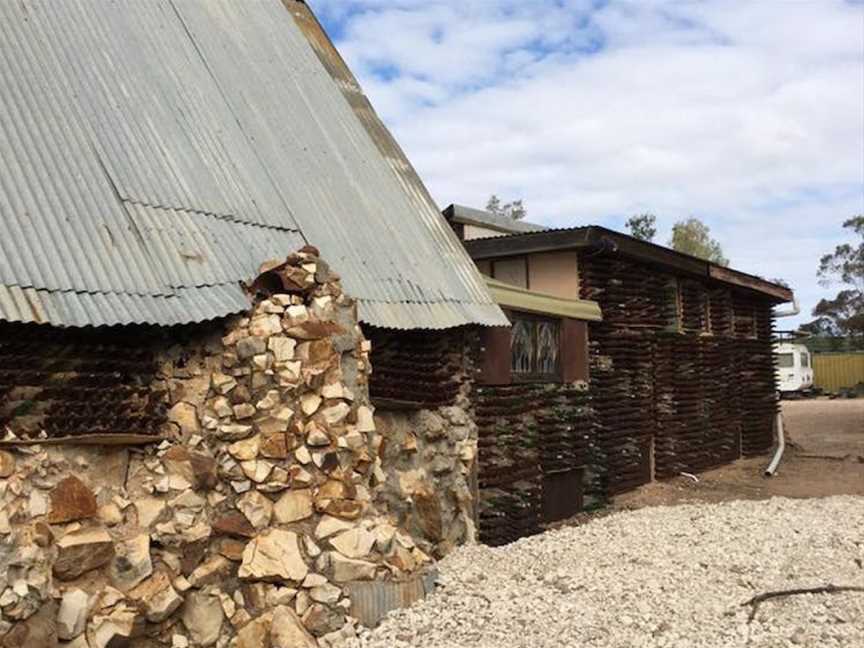 Bottle House and Mining Museum, Lightning Ridge, NSW