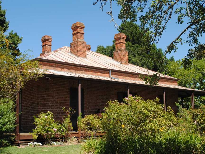 Lake View House, Chiltern, VIC