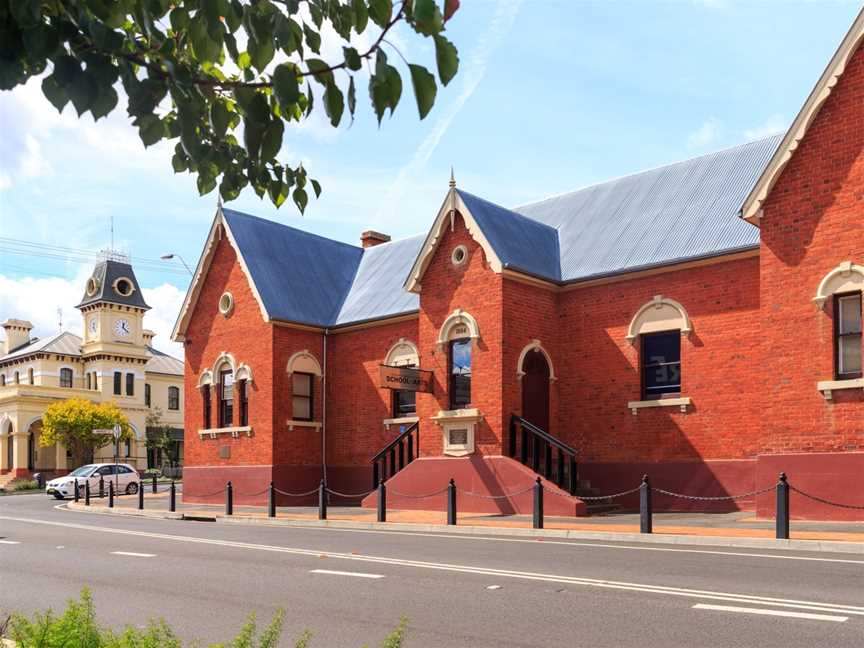 Sir Henry Parkes Memorial School of Arts Tenterfield Museum, Theatre/Cinema, Tourist attractions in Tenterfield