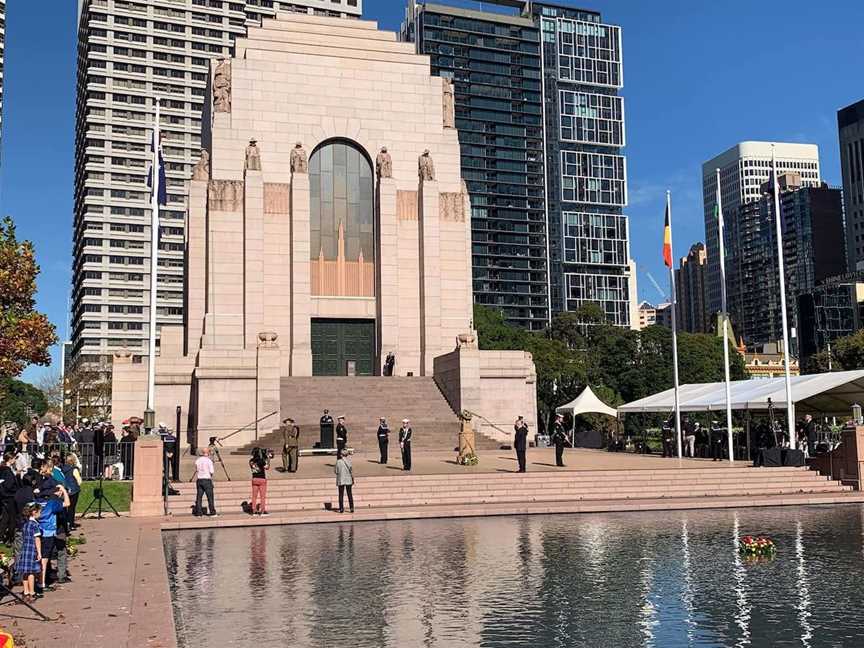 Anzac Memorial, Tourist attractions in Maroubra