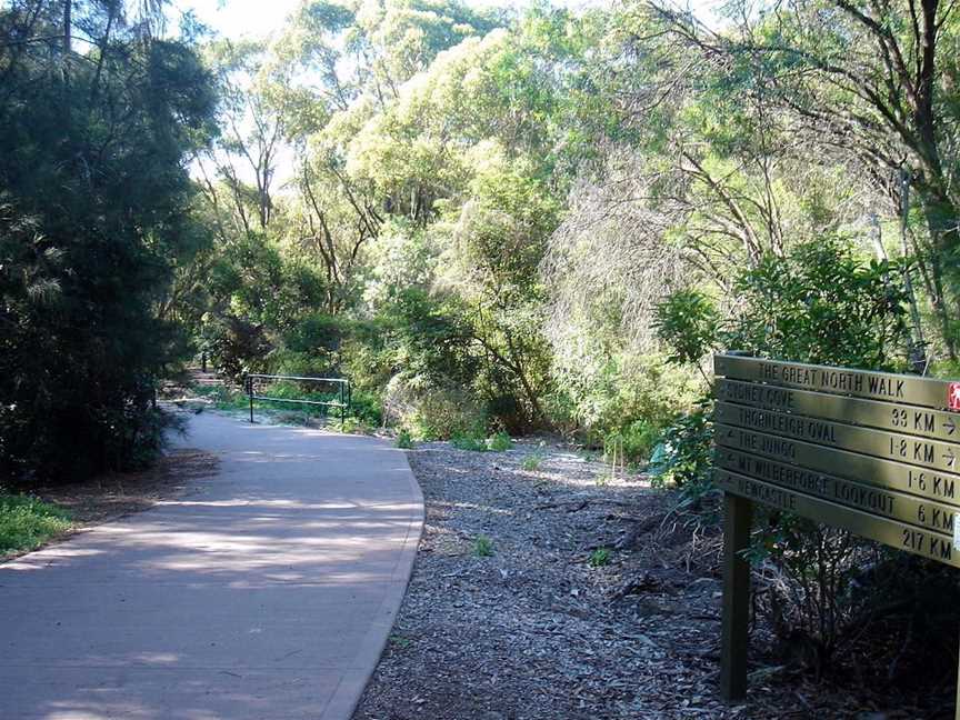 Great North Walk, Tourist attractions in Lane Cove North