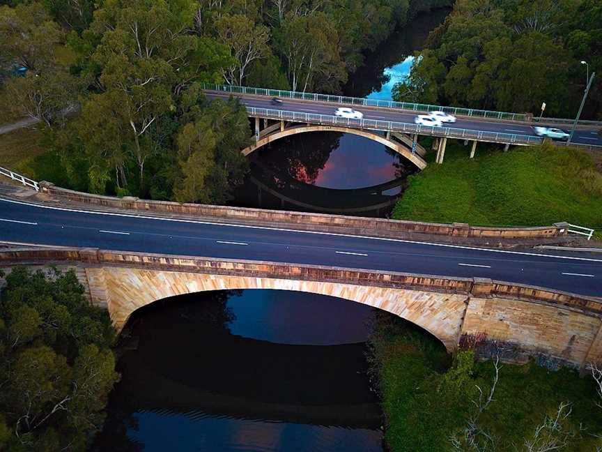 Historic Landsdowne Bridge, Tourist attractions in Lansvale