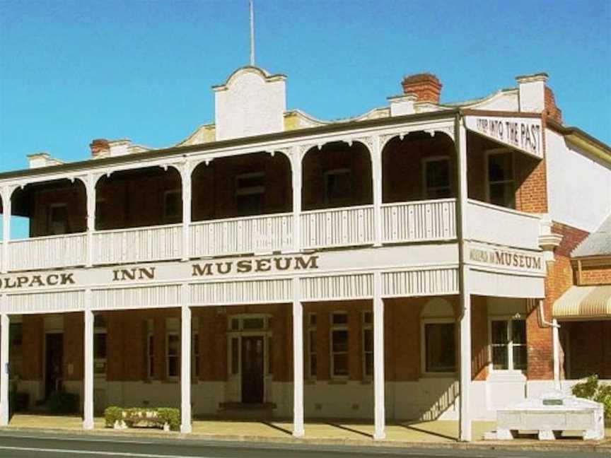 Holbrook Woolpack Inn Museum, Tourist attractions in Holbrook