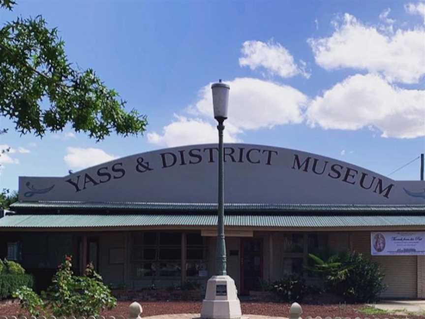 Yass & District Museum, Tourist attractions in Yass