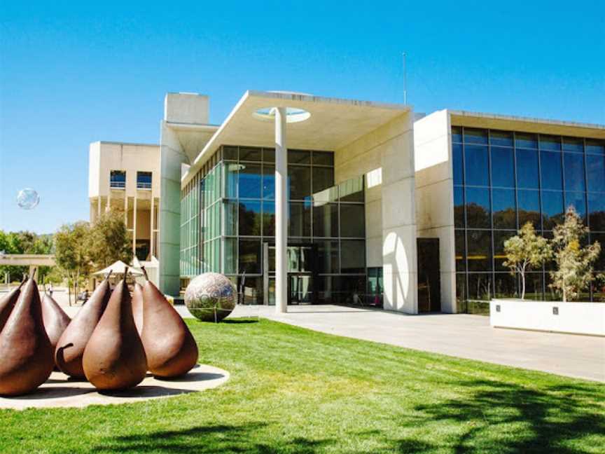 National Gallery of Australia, Tourist attractions in Parkes