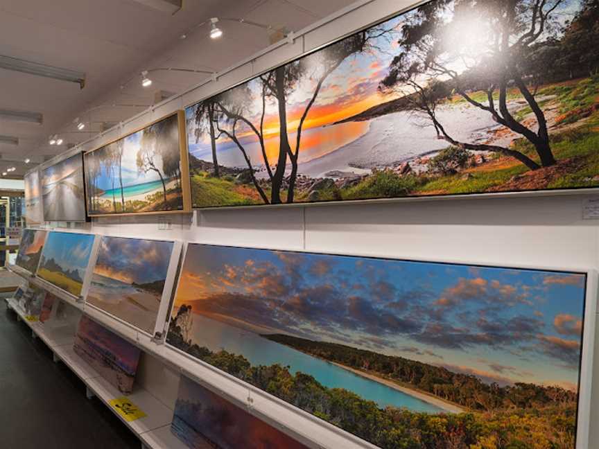 Phil Hollett Gallery, Busselton, WA