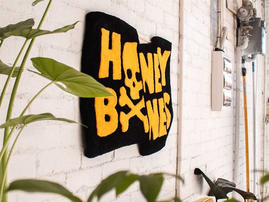 HONEY BONES Gallery, Tourist attractions in Brunswick