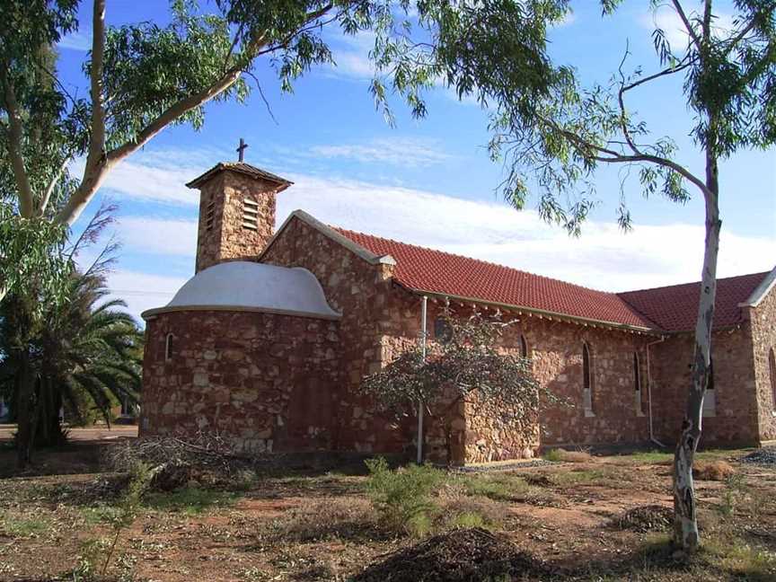 Holy Cross Catholic Church, Tourist attractions in Morawa