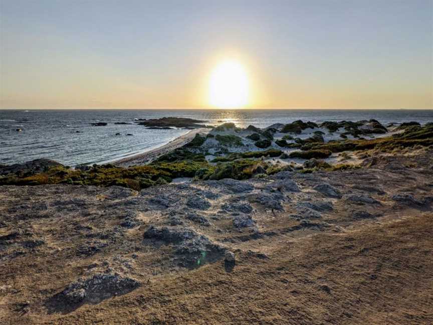 Skippy Rock, Tourist attractions in Leeuwin