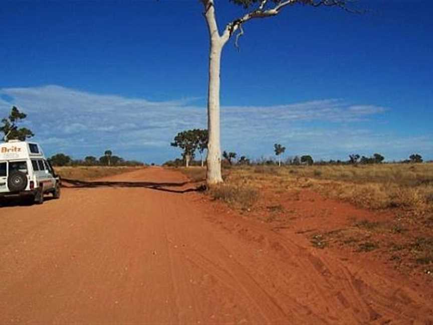 The Outback Way - Australia's Longest Shortcut, Tourist attractions in Laverton