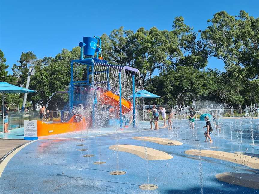 Wetside Water Park, Pialba, QLD