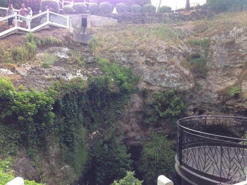 Cave Gardens, Mount Gambier, SA