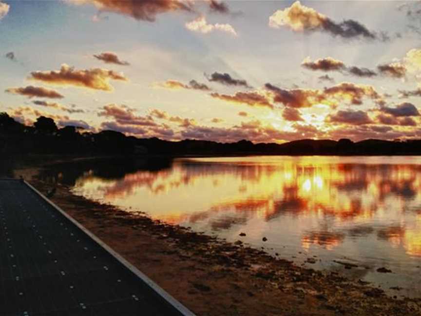 The Lakes Walk - section 2 of the Wadjemup Walk Trail