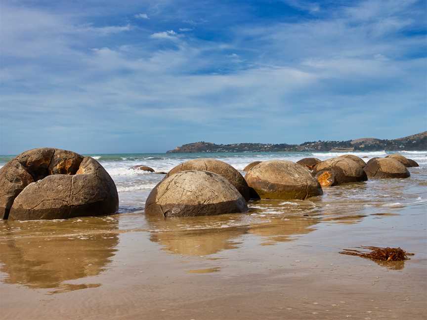 Moeraki Boulders Public Parking, Hampden, New Zealand