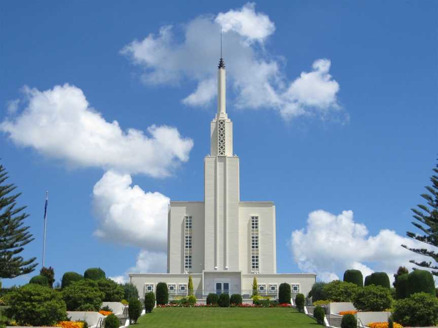 Hamilton New Zealand Temple, Temple View, New Zealand