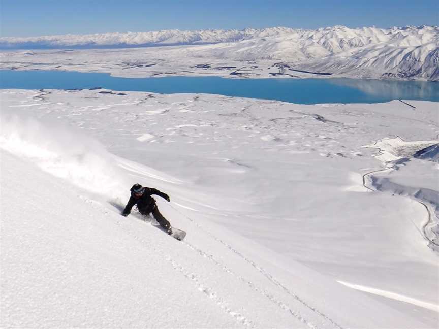 Roundhill Ski Area, Tekapo, New Zealand