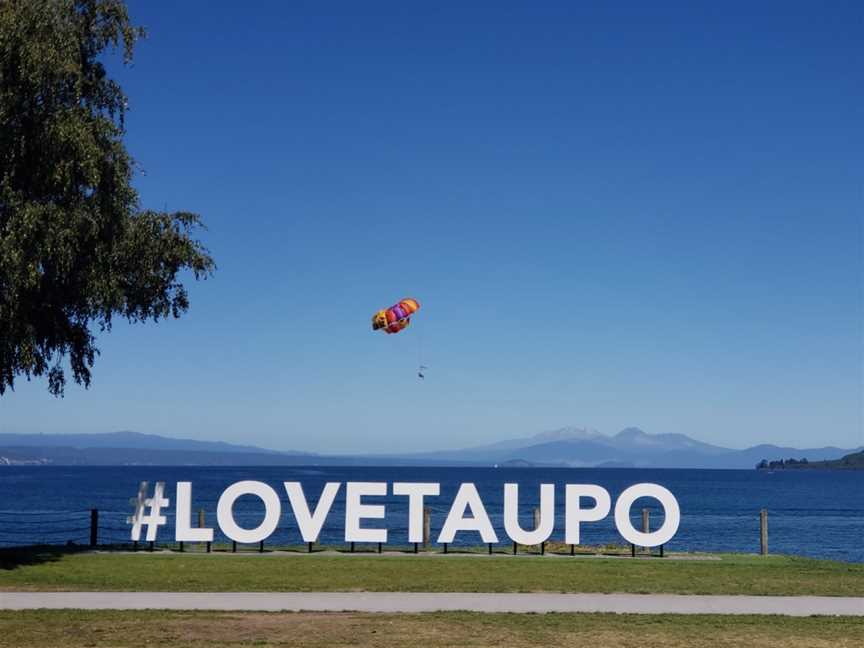 Big Sky Parasail Ltd., Taupo, New Zealand