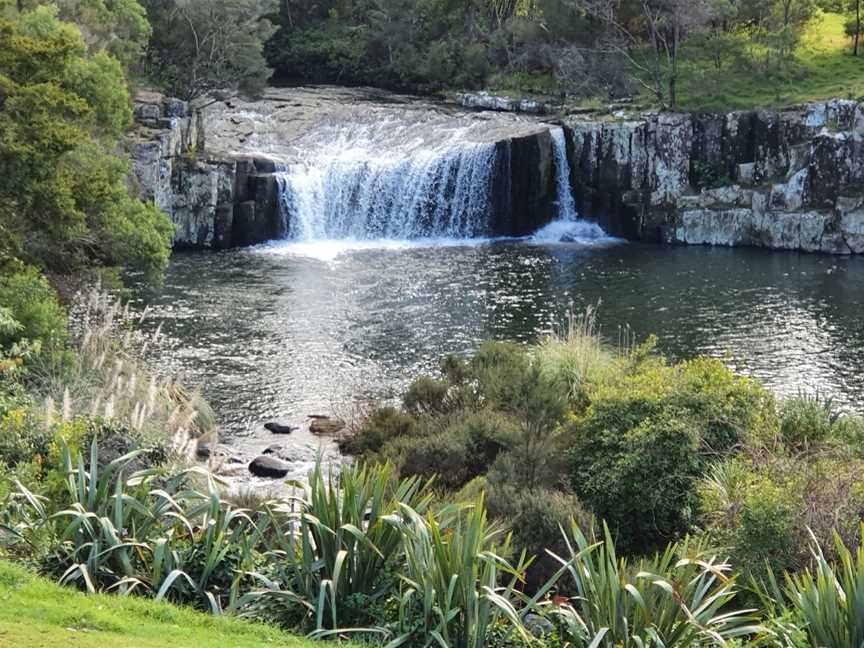 Charlies Rock, Kerikeri, New Zealand