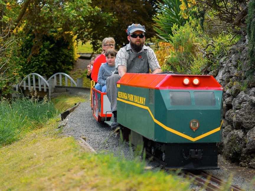 Keirunga Park Railway runs 1st and 3rd Sunday of every month 11am to 4pm, Havelock North, New Zealand