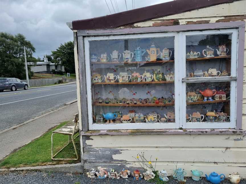 Teapotland, Owaka, New Zealand