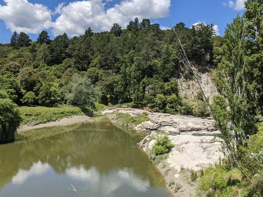 Te Reinga Falls, Wairoa, New Zealand