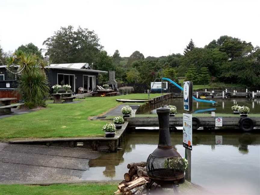 Lake Rotoiti Holiday Park, Rotorua, New Zealand