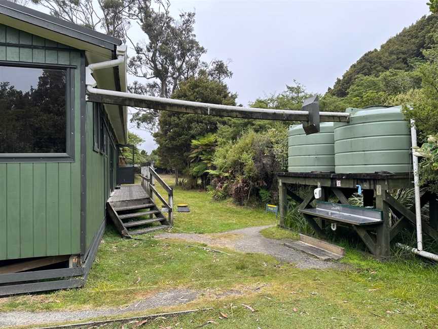 Port William / Potirepo Hut, Stewart Island, New Zealand