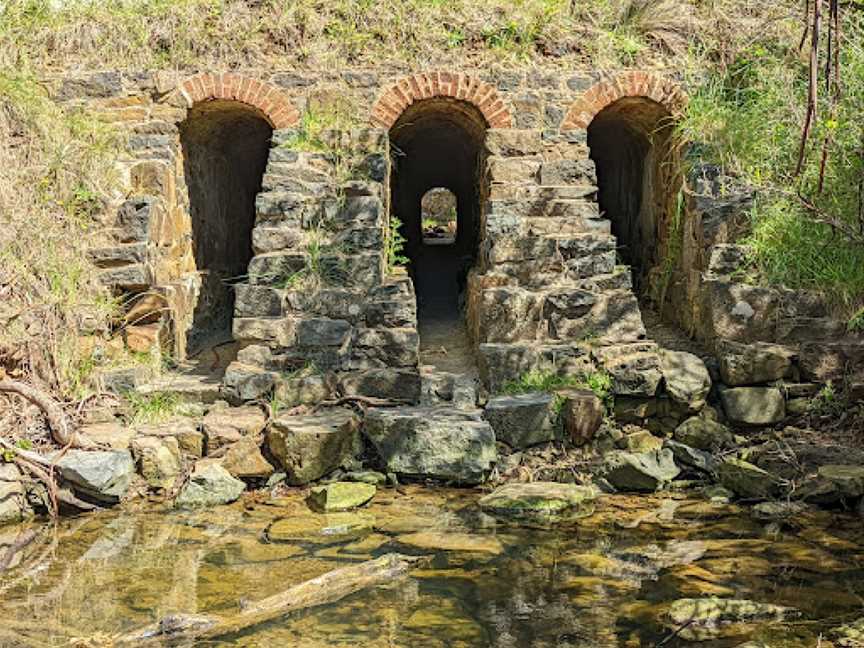 Three Arch Bridge - Mayfield Beach, Rocky Hills, TAS