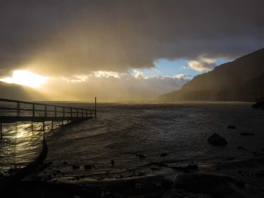 Lake St Clair (Cradle Mountain  - Lake St Clair National Park), Derwent Bridge, TAS