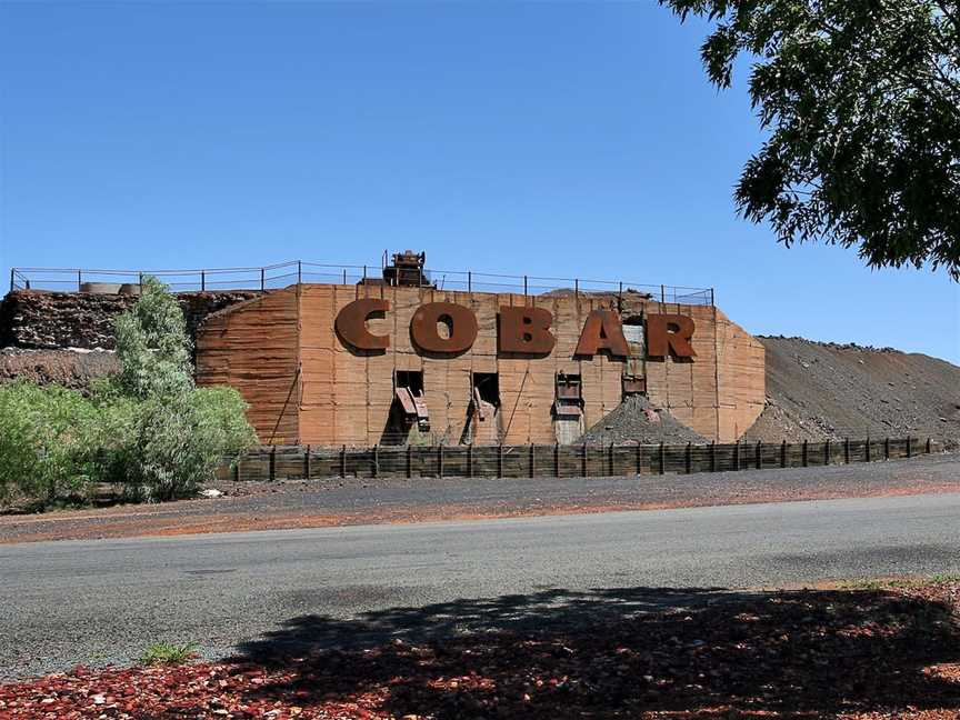 The Kidman Way, Cobar, NSW