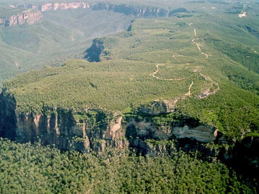 Pierces Pass to Blue Gum Forest Walking Track, Mount Tomah, NSW