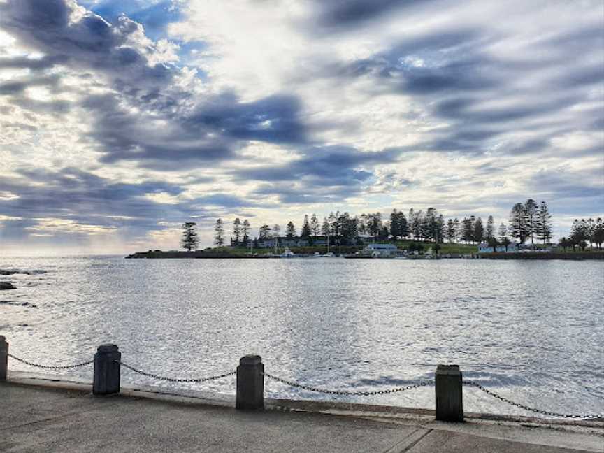 Black Beach, Kiama, Kiama, NSW