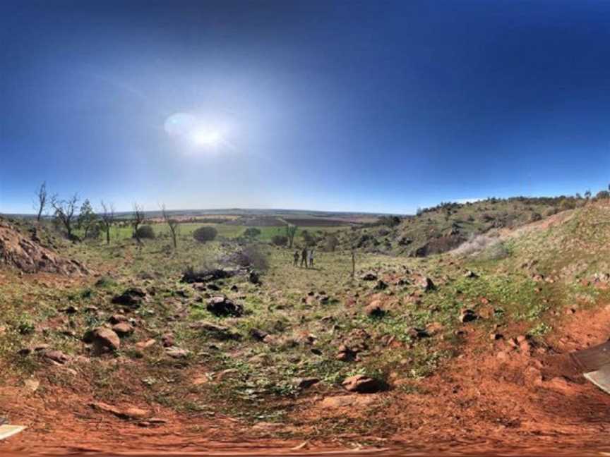 Mulana nin iyoga walking trail, Mount Major, Dookie, VIC