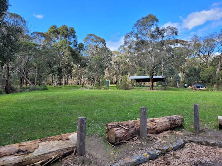 Churchill National Park, Rowville, VIC