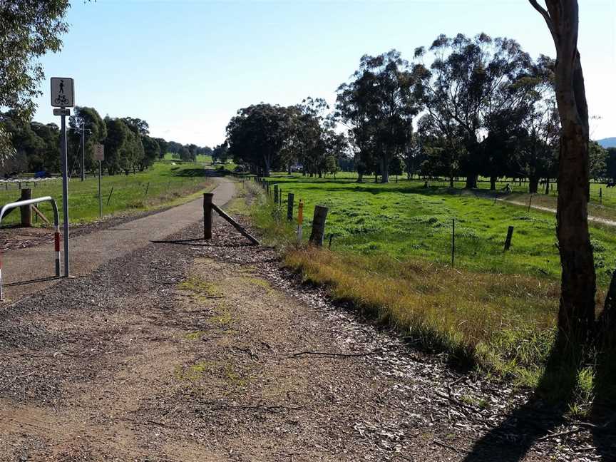 Wangaratta to Everton Station (Murray to the Mountains Rail Trail), Wangaratta, VIC