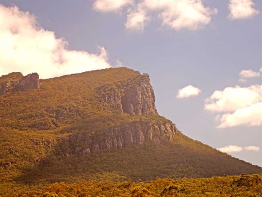 Mount Abrupt (Mud-Dadjug) Walk, Dunkeld, VIC