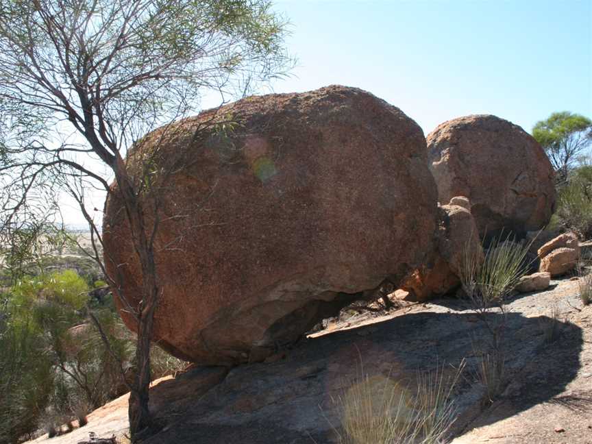 Kokerbin Rock, Kwolyin, WA