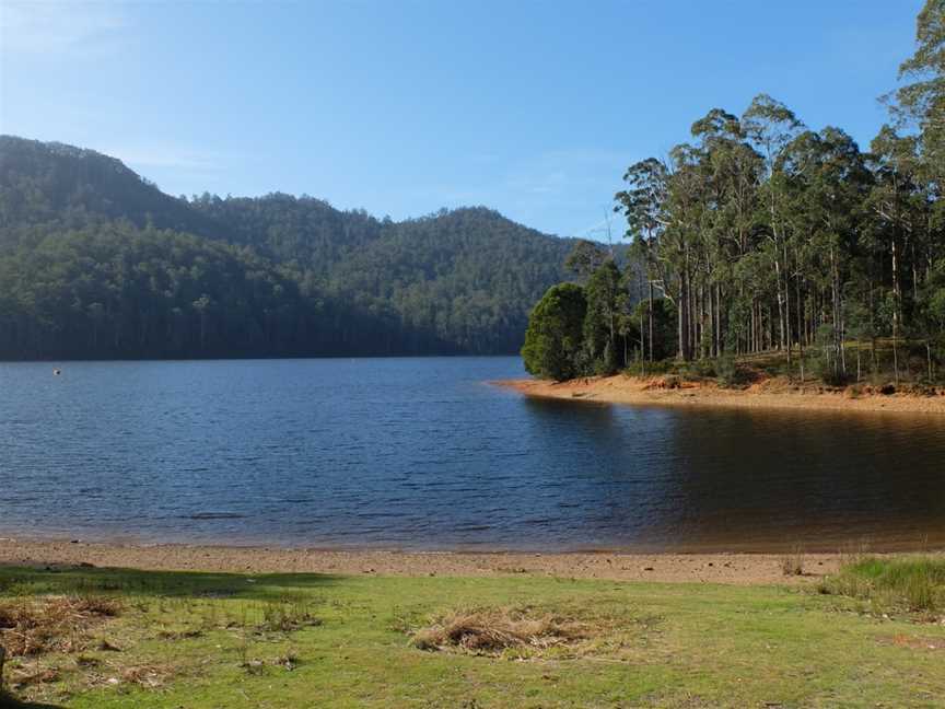 Lake Barrington, Wilmot, TAS