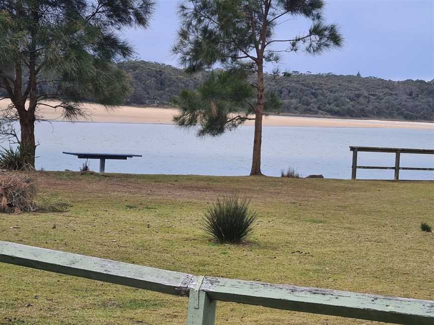 Conjola Beach picnic area, Lake Conjola, NSW