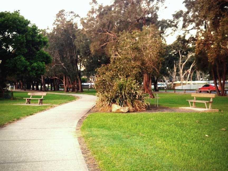 Coast to Lake Walk, The Entrance, NSW