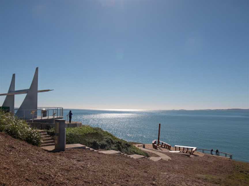 Wreck Point Scenic Lookout, Cooee Bay, QLD