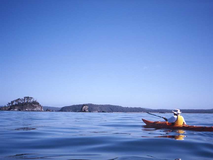 Batemans Bay Kayaking  Trail, Surfside, NSW