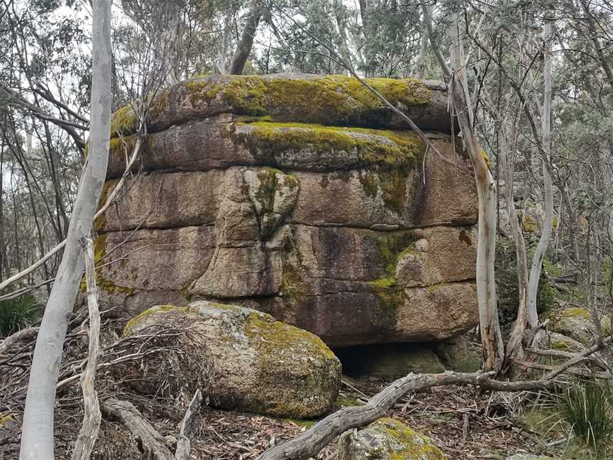 Square Rock, Tharwa, ACT