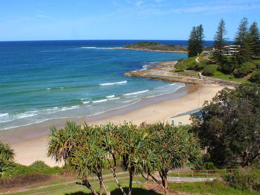 Yamba Main Beach and Ocean Pool, Yamba, NSW