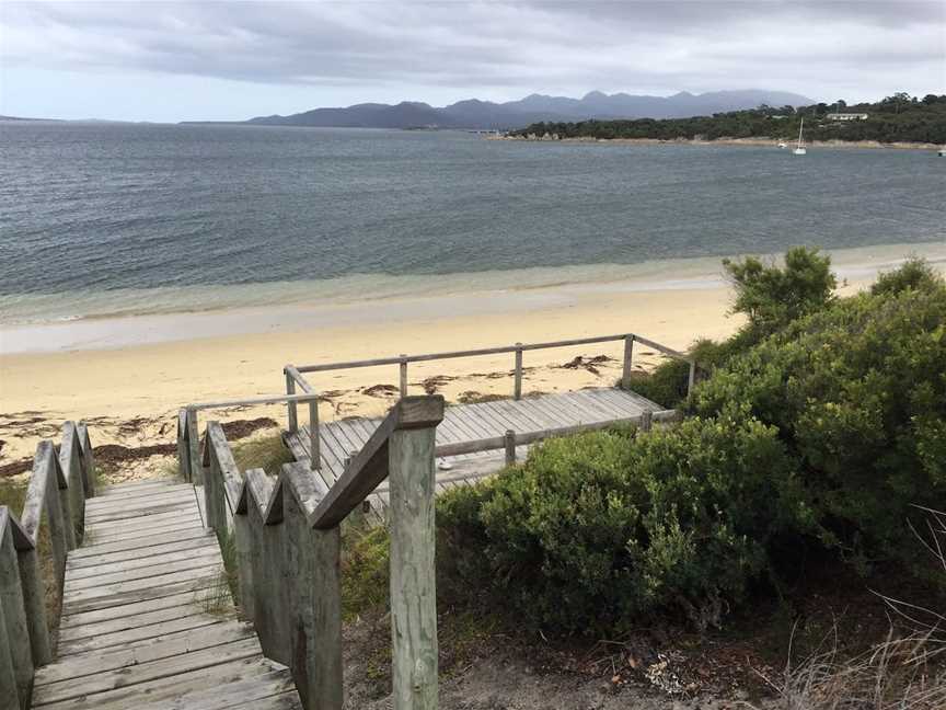 Yellow Beach Picnic Area, Lady Barron, TAS