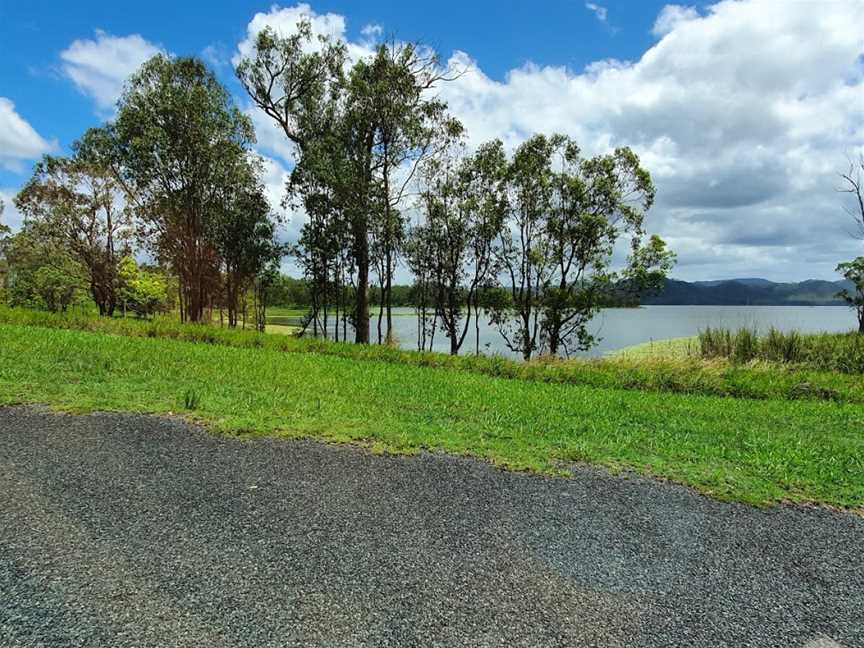 Teemburra Dam, Pinnacle, QLD