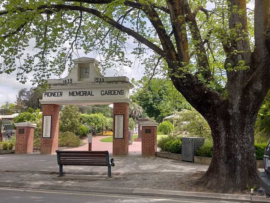 Pioneer Memorial Gardens, Waikerie, SA