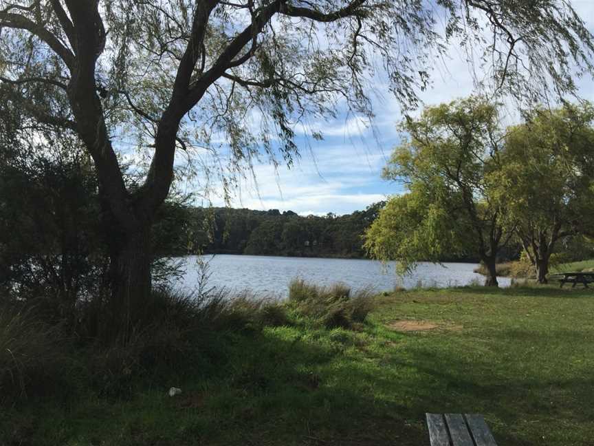 Aura Vale Lake Park, Menzies Creek, VIC